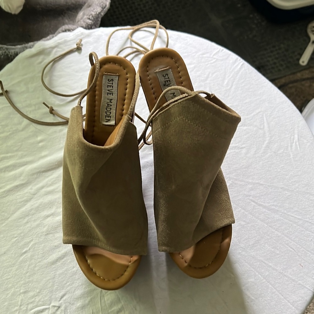 Steve Madden wedges